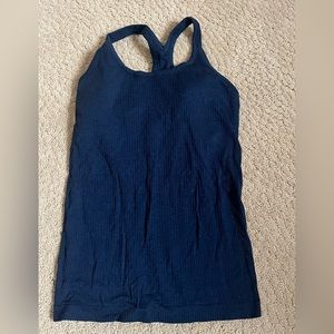 Lululemon tank.